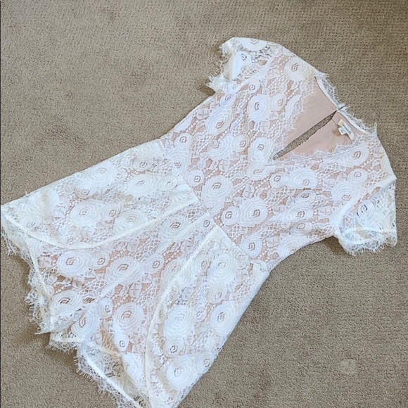 Lace Romoer - Picture 2 of 3